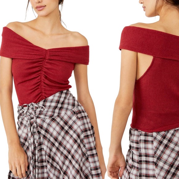 Free People Tops - free people this cutie off the shoulder crop top